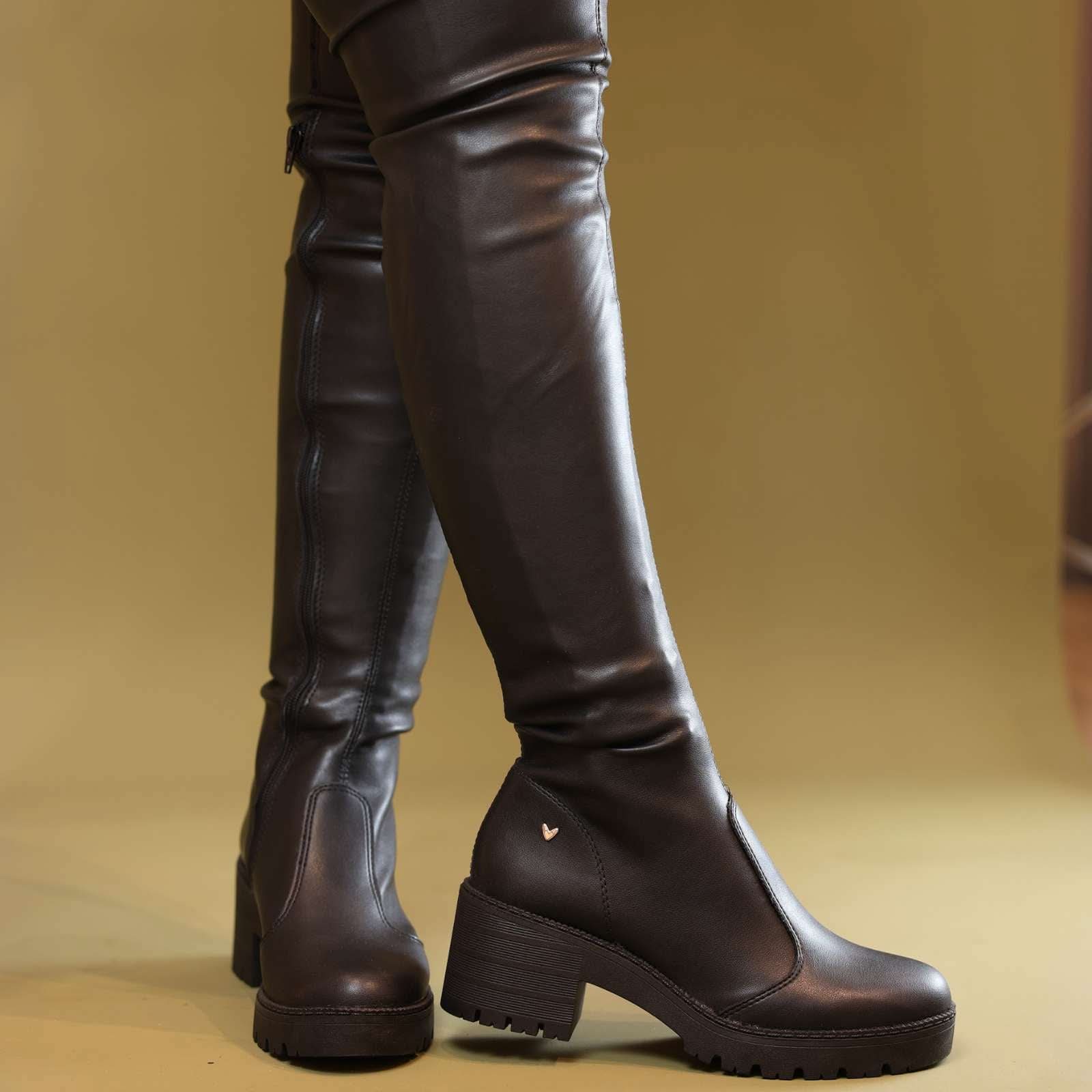 BOTA FEMININA ULTRACONFORTO COURO NAPA ARANNI
