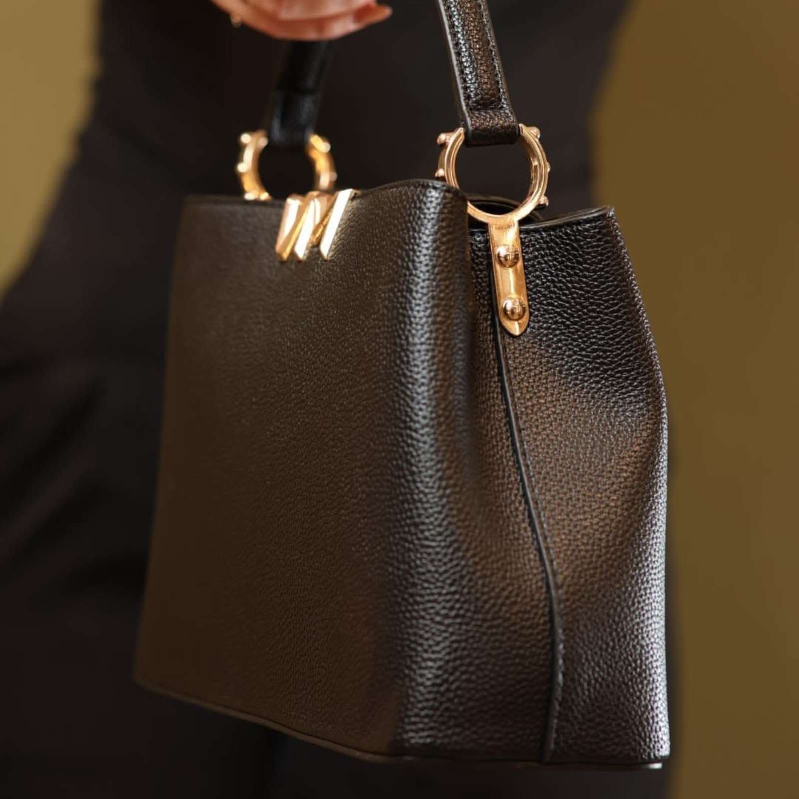 BOLSA FEMININA TOTE BAG VICK PRETA