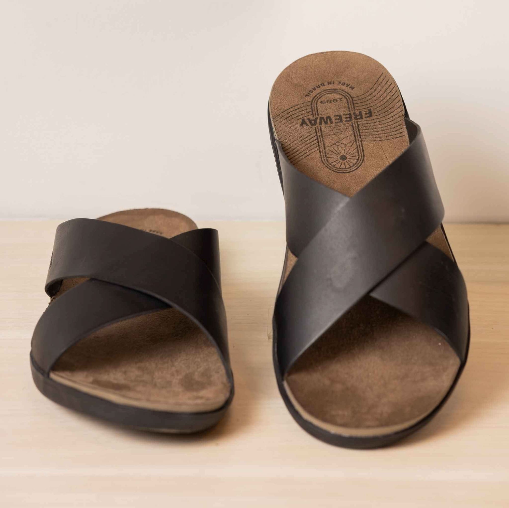 CHINELO MASCULINO EM COURO EVOLUTION